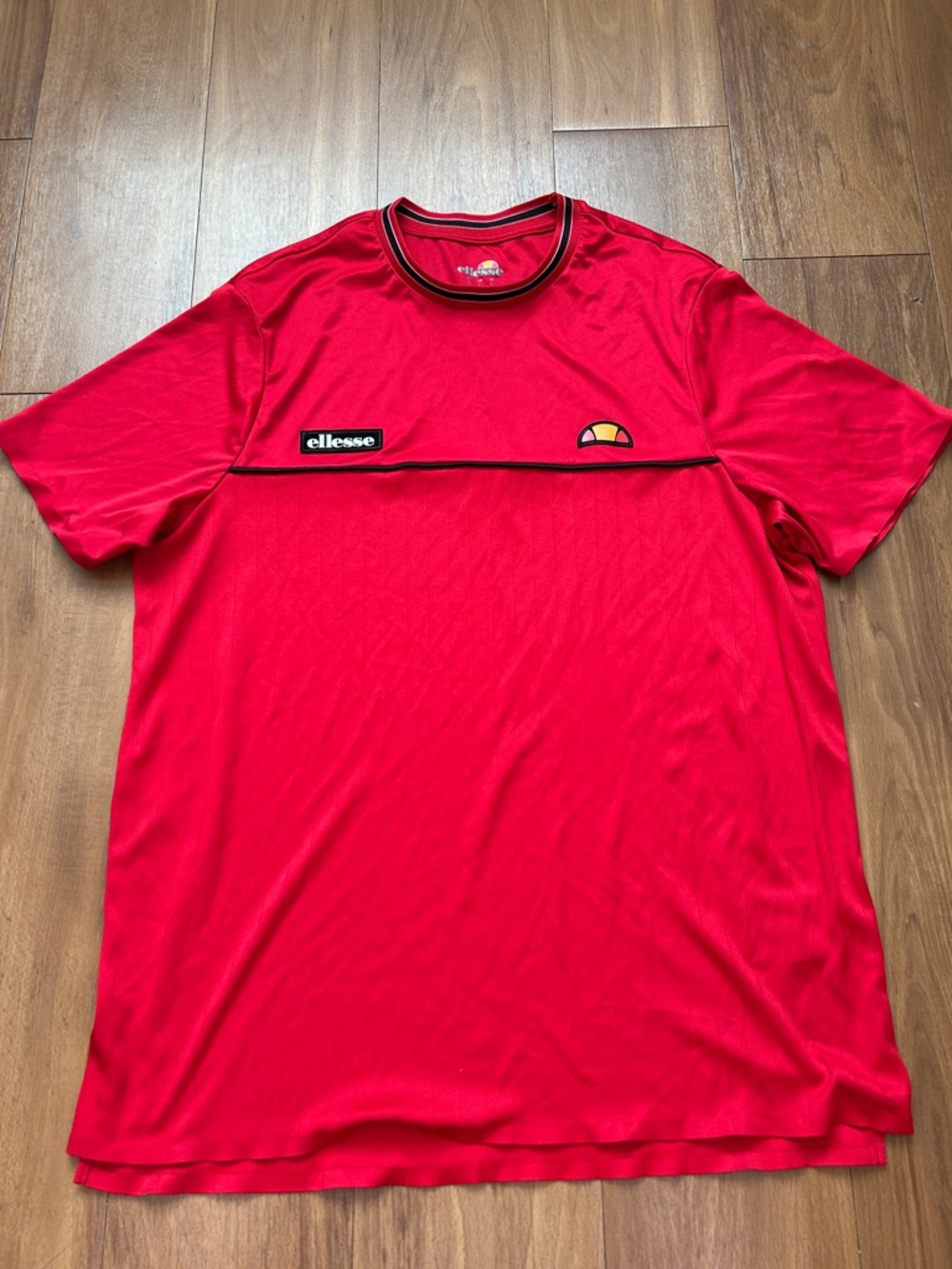 ellesse Red Short Sleeve Tee with Contrast Trim and Logo
